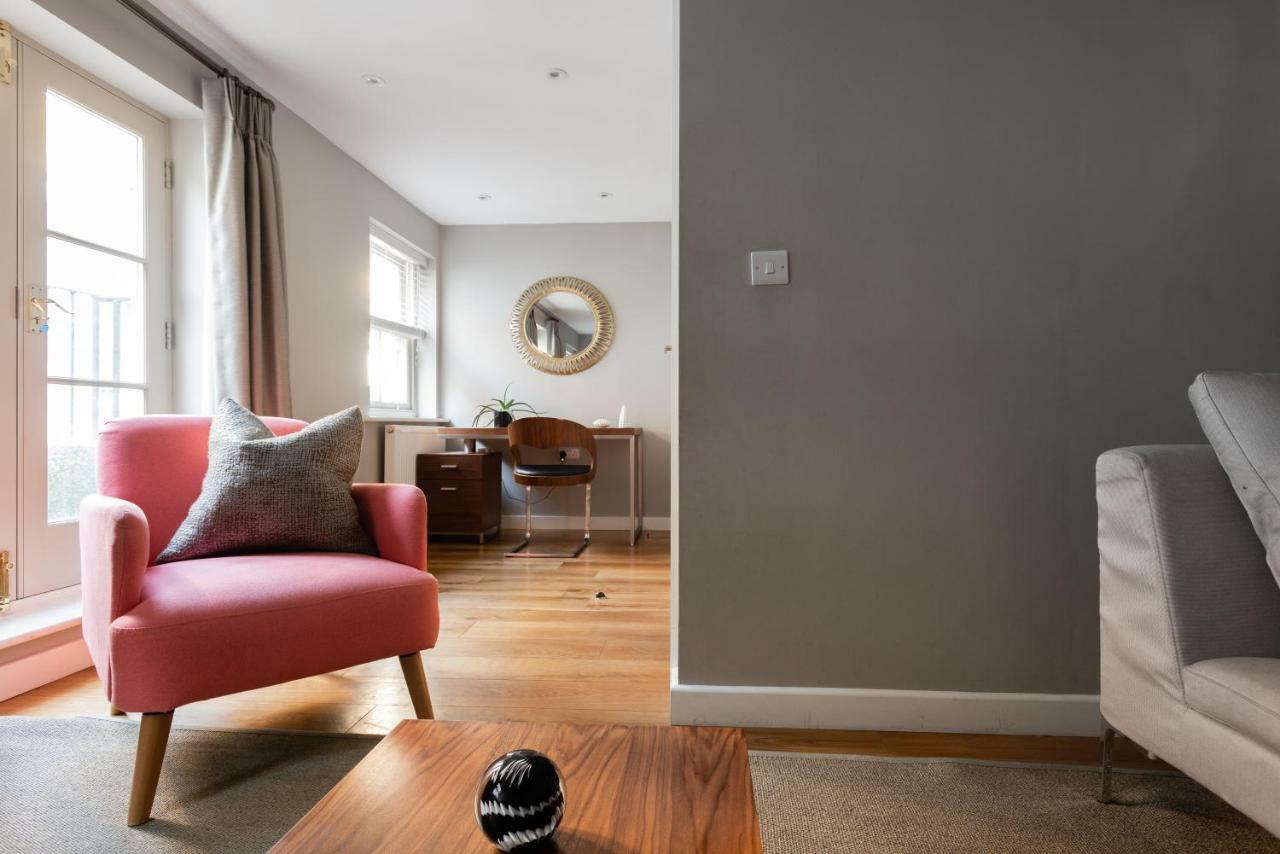 The Norfolk Maisonette - Lovely 4Bdr Mews Londres Extérieur photo